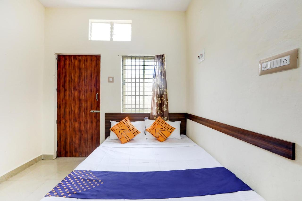 Spot On 65397 New Dhan Win Lodge Belagula Esterno foto